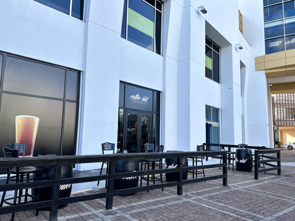 グアム・タモンで人気のコーヒーショップ。コーヒースラット（Coffee Slut）