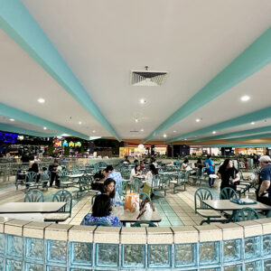 グアム・マイクロネシアモールのフードコート内にオープン。K-BBQ-BOX